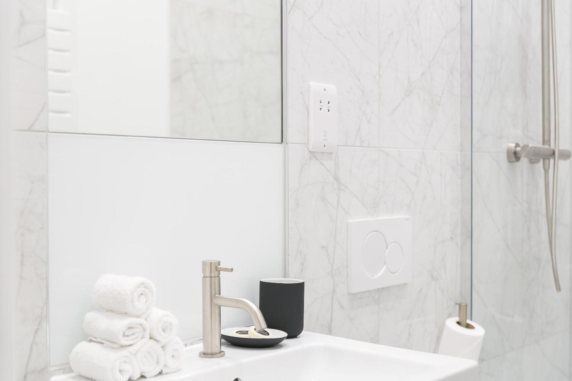 Urban Chic - Drury Apartment London Bagian luar foto