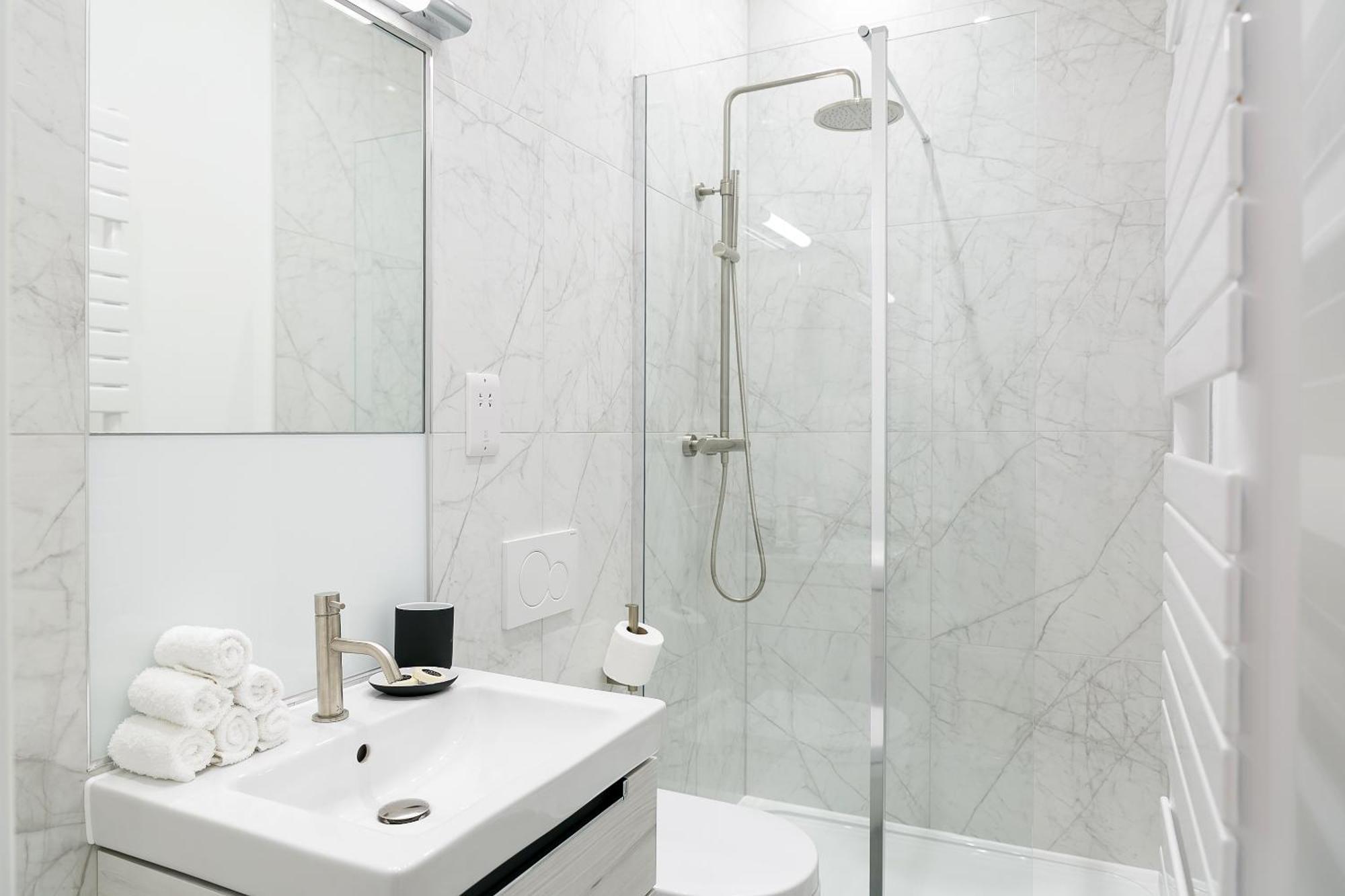 Urban Chic - Drury Apartment London Bagian luar foto